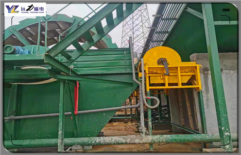 干式磁选机，不断研发出适应市场最新型铁矿干式磁选机_磁性矿粒铁矿锰矿干式磁选机_干式强磁选机怎样才能增加高磁感强度的属性？工作视频皮带及结构价格