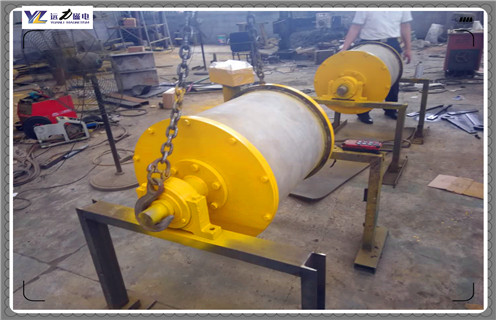 永磁滚筒,安徽永磁滚筒除铁器,安徽永磁滚筒除铁器多少钱一个工作原理 永磁滚筒,安徽永磁滚筒除铁器,安徽永磁滚筒除铁器多少钱一个工作原理